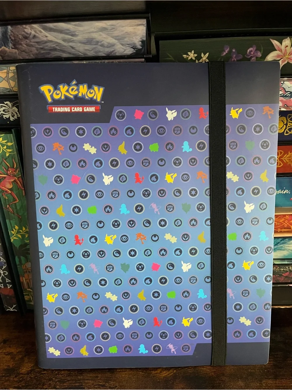 Pokemon Ultra PRO Pokemon Silhouettes 9-Pocket PRO Binder